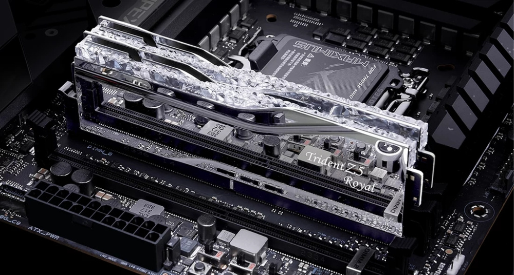 Оперативная память 32 Gb 6000 MHz G.Skill TRIDENT Z5 ROYAL RGB Silver (F5-6000J2836G16GX2-TR5S)